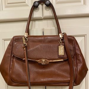 ⭐️Coach Brown Shoulder Bag⭐️